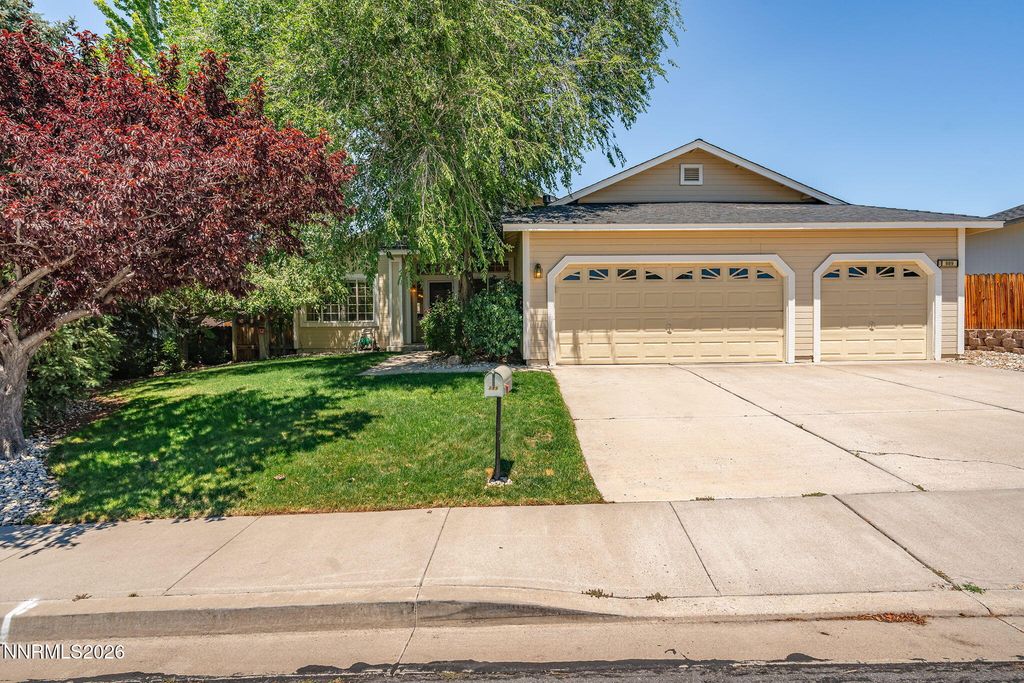 889 S University Park Loop, Reno, NV 89512