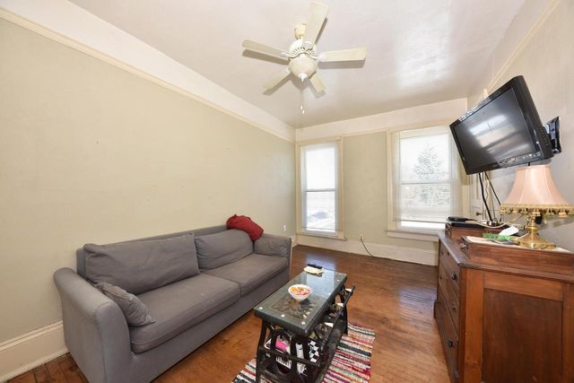 1016 N 29th STREET, Milwaukee, WI 53208