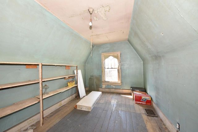 1016 N 29th STREET, Milwaukee, WI 53208