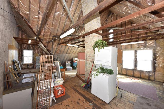 1016 N 29th STREET, Milwaukee, WI 53208