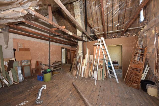 1016 N 29th STREET, Milwaukee, WI 53208