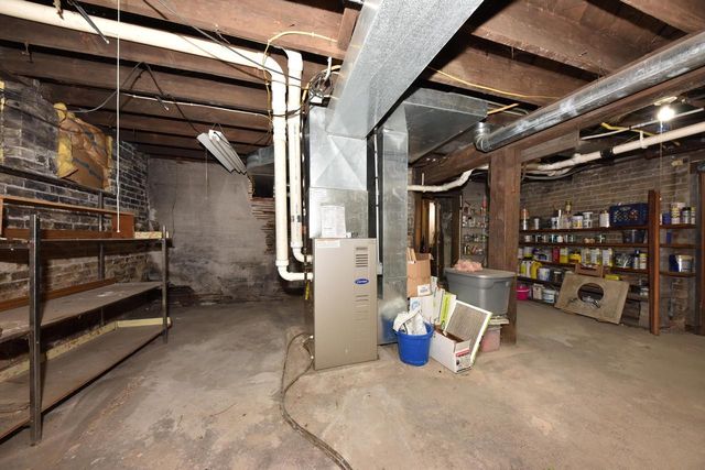 1016 N 29th STREET, Milwaukee, WI 53208