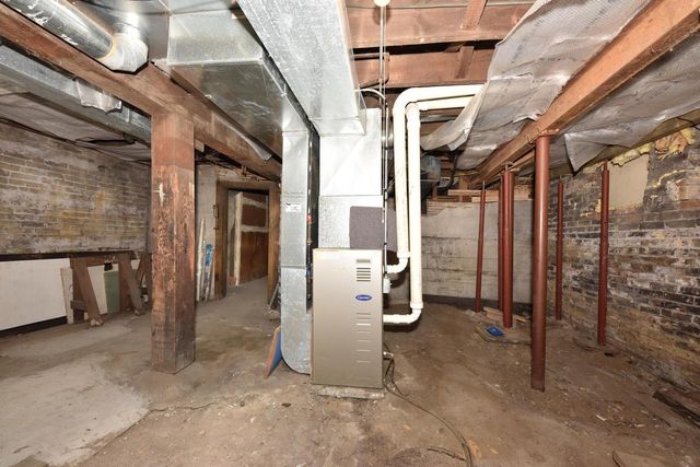 1016 N 29th STREET, Milwaukee, WI 53208