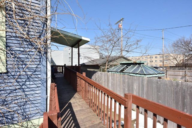 1016 N 29th STREET, Milwaukee, WI 53208