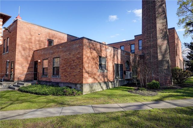 115 Gregory Park, Rochester, NY 14620