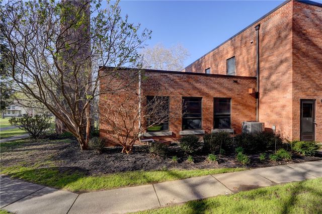 115 Gregory Park, Rochester, NY 14620