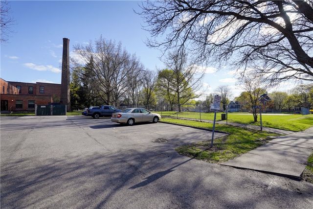 115 Gregory Park, Rochester, NY 14620