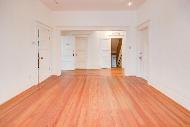 239 Westheimer Road, Houston, TX 77006