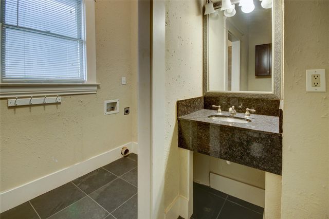 239 Westheimer Road, Houston, TX 77006