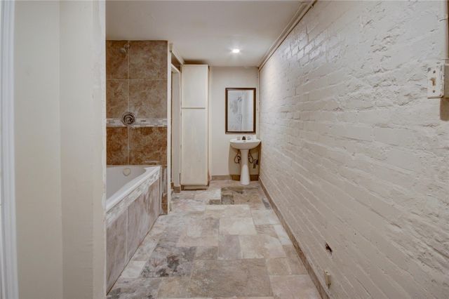 239 Westheimer Road, Houston, TX 77006