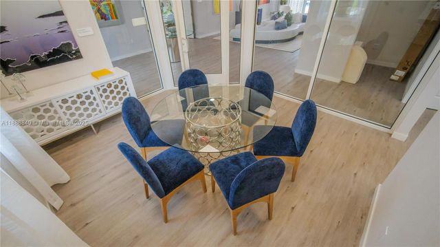 610 NE 2nd St 301, Dania Beach, FL 33004