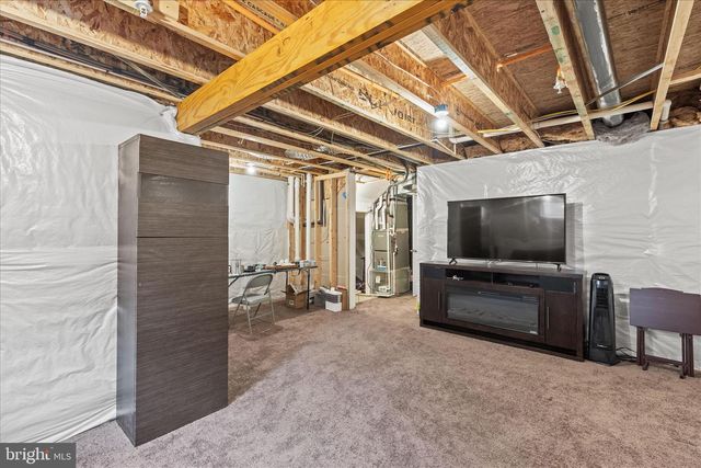 96 AYRSHIRE DR, Hanover, PA 17331