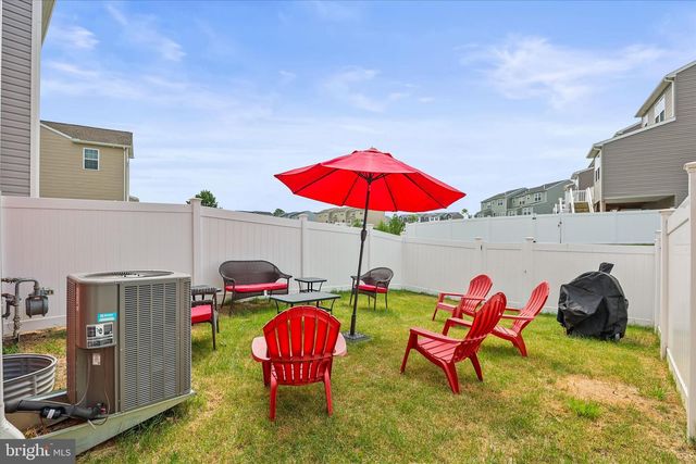 96 AYRSHIRE DR, Hanover, PA 17331