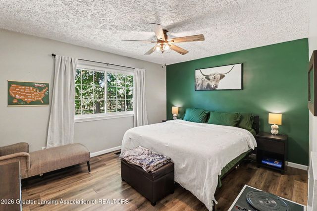 4266 Park Lane, Holt, MI 48842