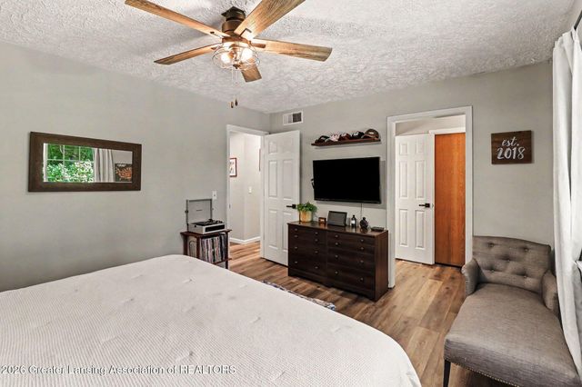 4266 Park Lane, Holt, MI 48842