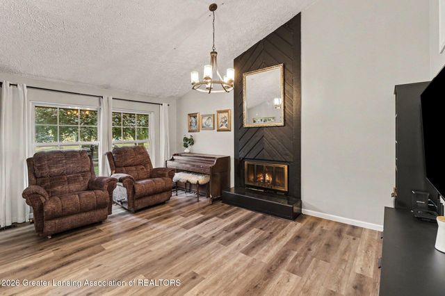 4266 Park Lane, Holt, MI 48842