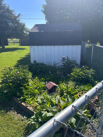 1535 Monroe Street, Rochester, IN 46975