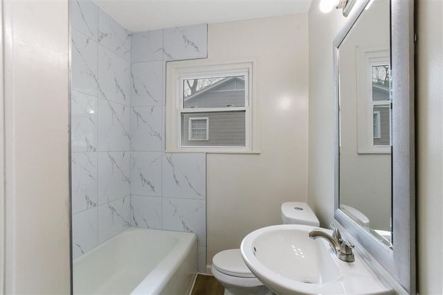 239 Arlington Drive, Lake Charles, LA 70605