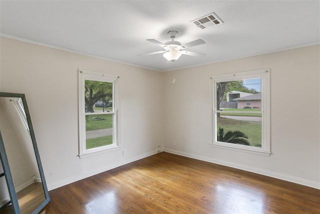 239 Arlington Drive, Lake Charles, LA 70605