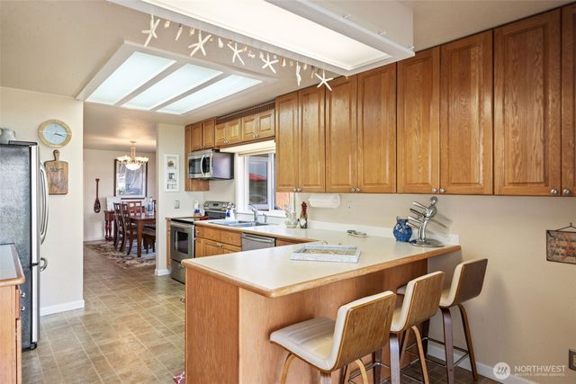 41 NE Sundstrom Road, Belfair, WA 98528