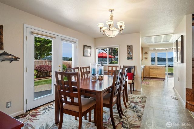 41 NE Sundstrom Road, Belfair, WA 98528