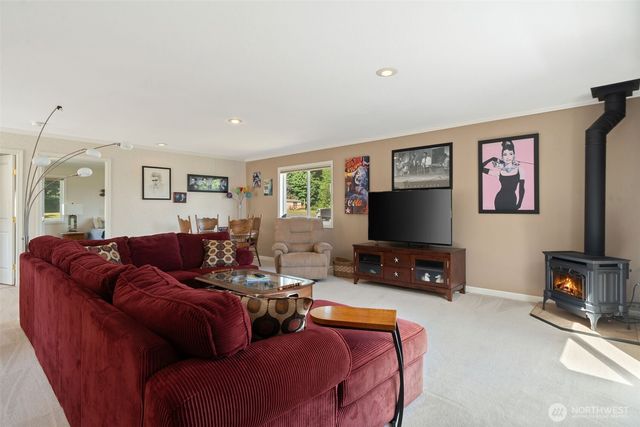 41 NE Sundstrom Road, Belfair, WA 98528