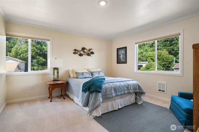 41 NE Sundstrom Road, Belfair, WA 98528