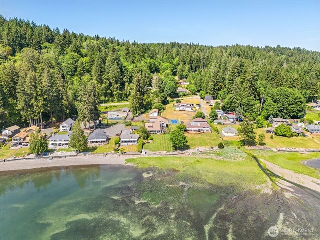 41 NE Sundstrom Road, Belfair, WA 98528