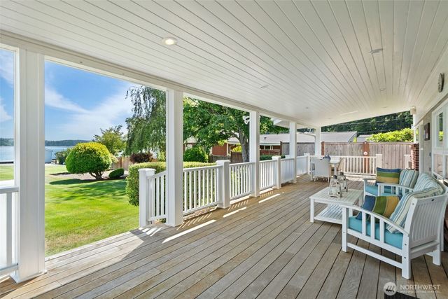41 NE Sundstrom Road, Belfair, WA 98528