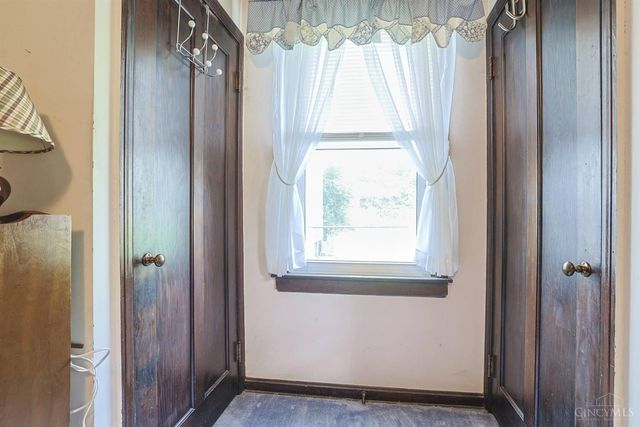 708 E Ross Avenue, St Bernard, OH 45217