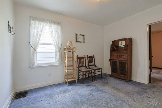 708 E Ross Avenue, St Bernard, OH 45217