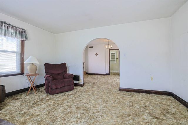 708 E Ross Avenue, St Bernard, OH 45217