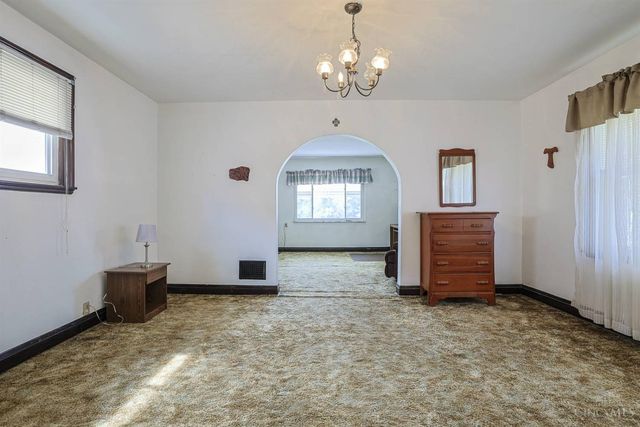 708 E Ross Avenue, St Bernard, OH 45217