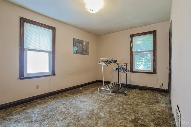 708 E Ross Avenue, St Bernard, OH 45217