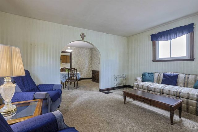 708 E Ross Avenue, St Bernard, OH 45217