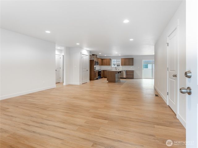 86 Salmon Drive, Wenatchee, WA 98801