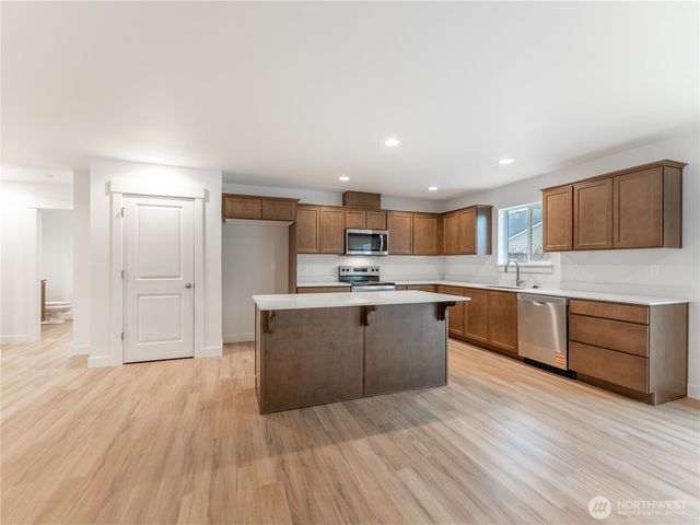 86 Salmon Drive, Wenatchee, WA 98801