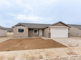 86 Salmon Drive, Wenatchee, WA 98801