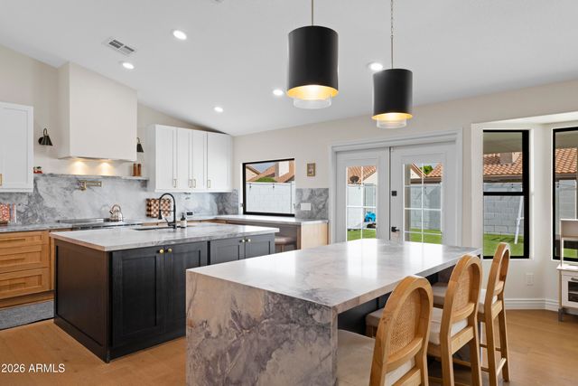 3261 W JASPER Drive, Chandler, AZ 85226