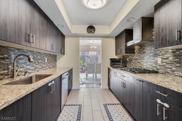 130 Magee Ct 130, East Brunswick Twp., NJ 08816