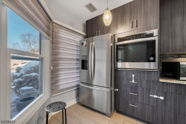 130 Magee Ct 130, East Brunswick Twp., NJ 08816