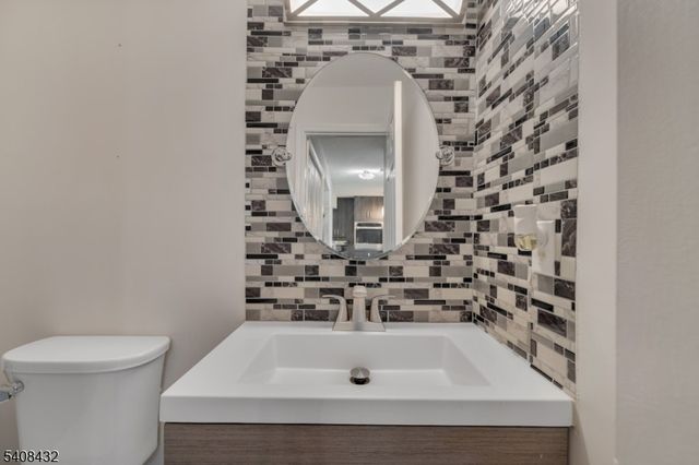 130 Magee Ct 130, East Brunswick Twp., NJ 08816