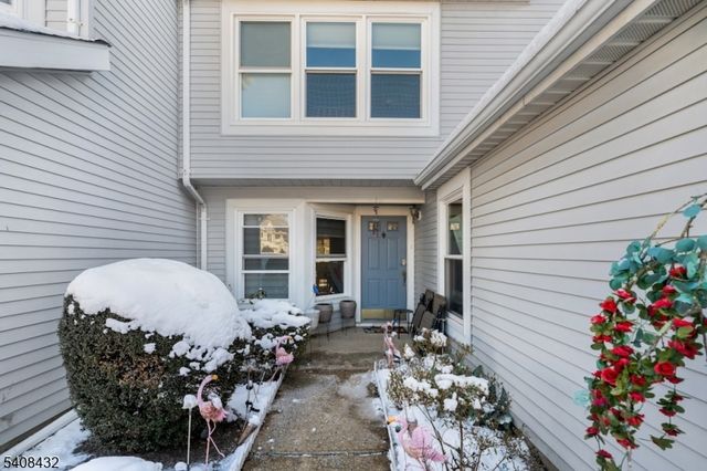 130 Magee Ct 130, East Brunswick Twp., NJ 08816