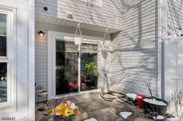 130 Magee Ct 130, East Brunswick Twp., NJ 08816