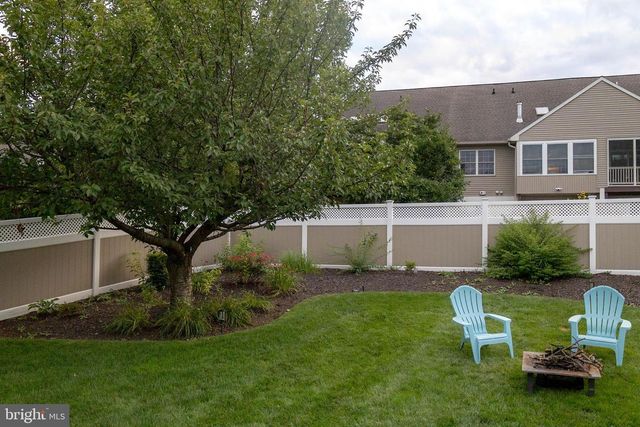 1053 HAMMON AVE, Ephrata, PA 17522