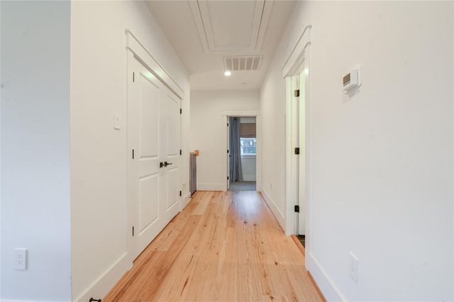 1512 Ashland Street, Houston, TX 77008