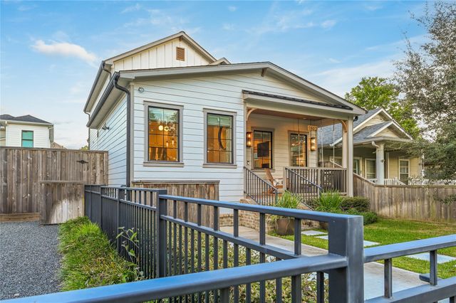 1512 Ashland Street, Houston, TX 77008