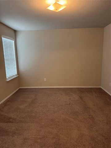 102 Rock Creek Lane, Terrell, TX 75160