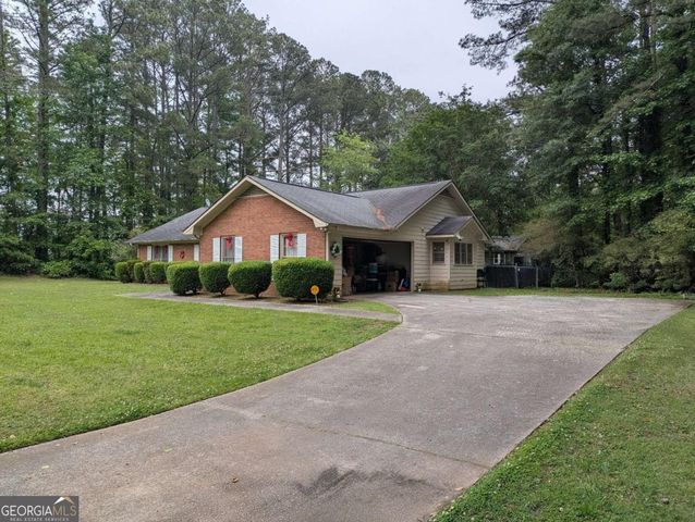 100 Whitney Way, Fayetteville, GA 30214