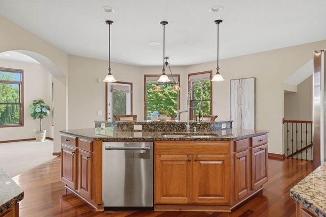 17750 74th Avenue N, Maple Grove, MN 55311